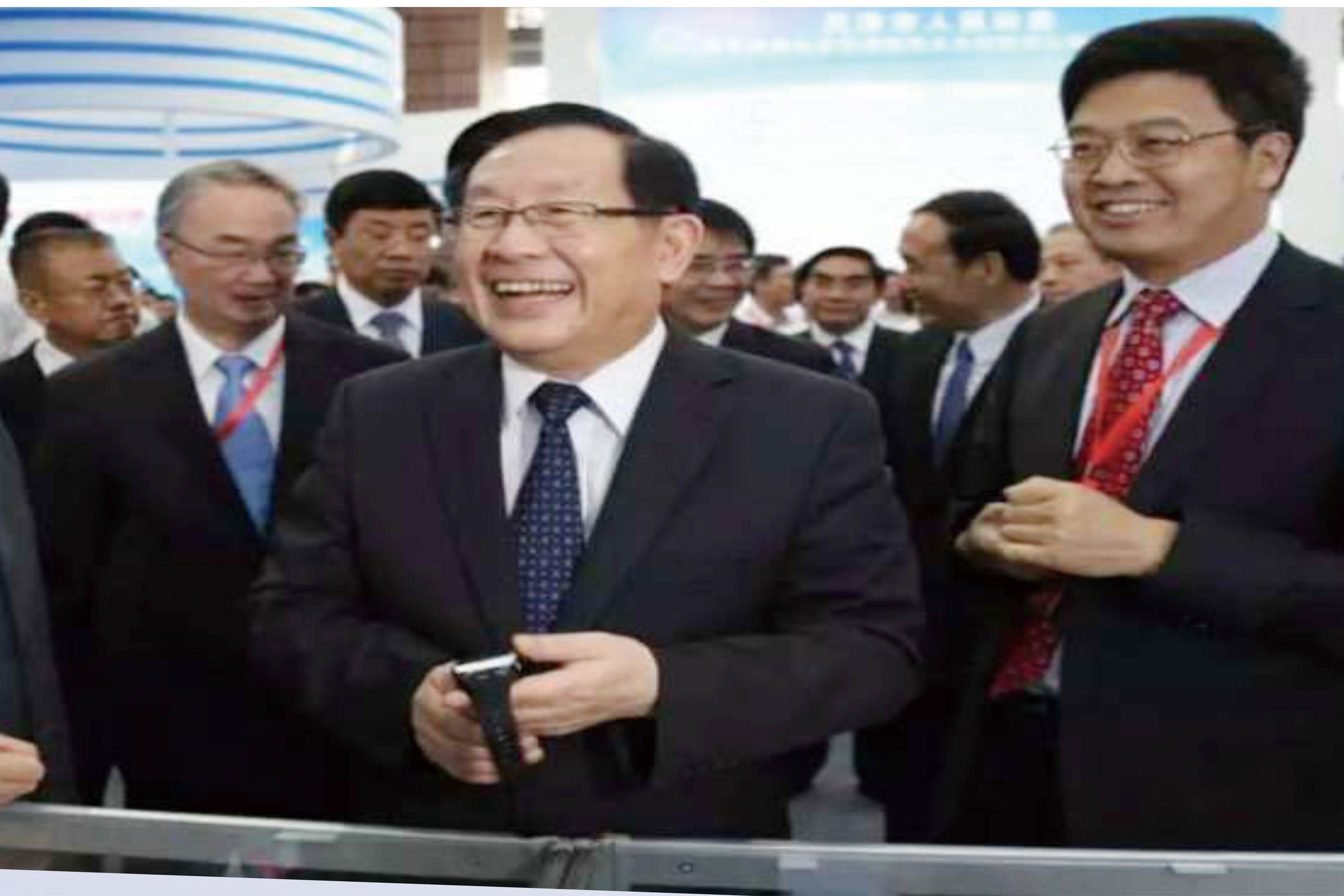 全國政協(xié)副主席、科技部部長、中國科協(xié)主席萬鋼